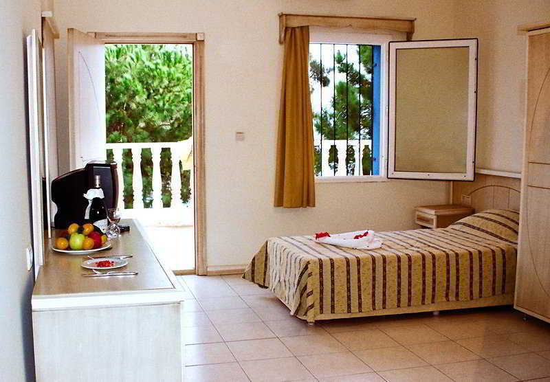 Chronos Beach Akyarlar Тургутрейс Экстерьер фото
